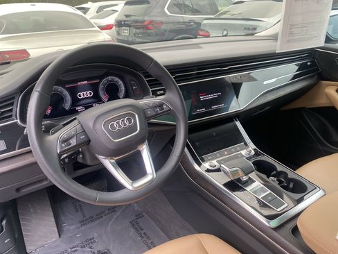 Used 2023 Audi Q8 Premium AWD/4WD image 7