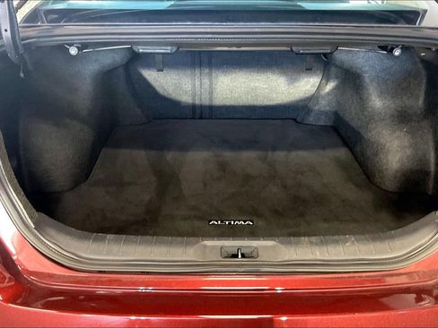 Used 2025 Nissan Altima 2.5 SV FWD image 20
