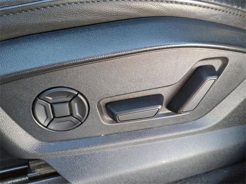 Used 2021 Audi Q7 3.0T Premium Plus image 12