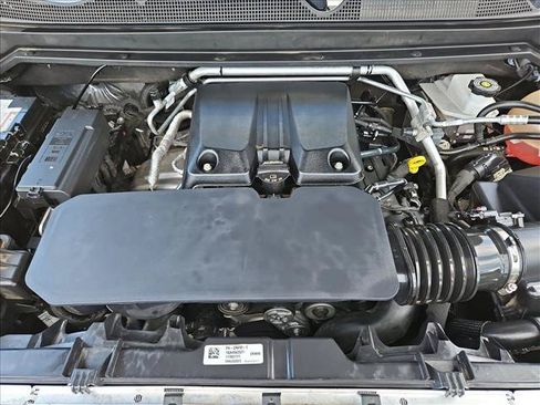 Used 2023 Chevrolet Colorado LT w/ LT Convenience Package II AWD/4WD image 28