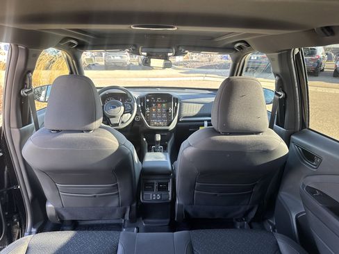 Used 2025 Subaru Forester Premium image 15