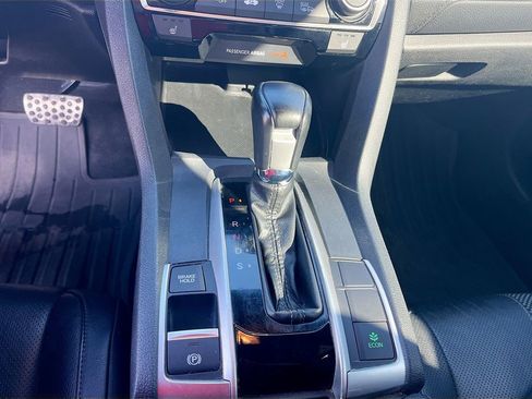 Used 2020 Honda Civic Touring image 17
