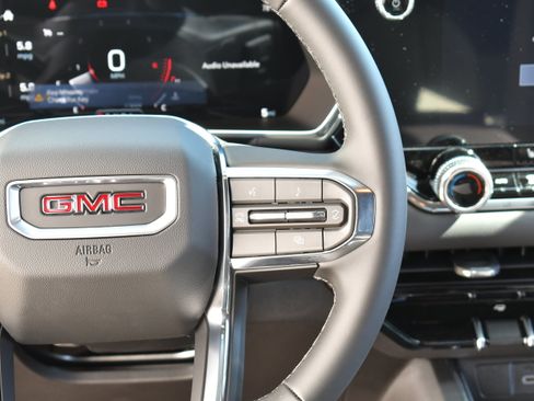 New 2026 GMC Canyon Elevation w/ Convenience Package RWD image 17