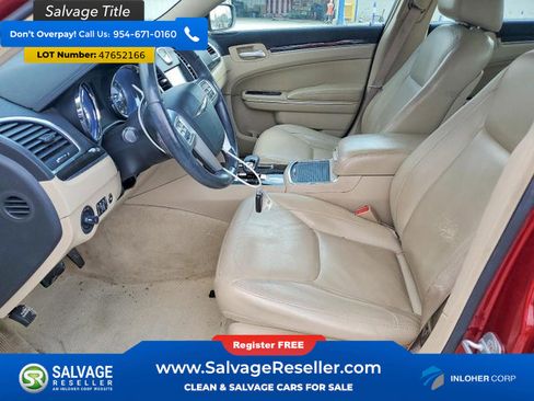 Used 2012 Chrysler 300 Limited RWD image 9