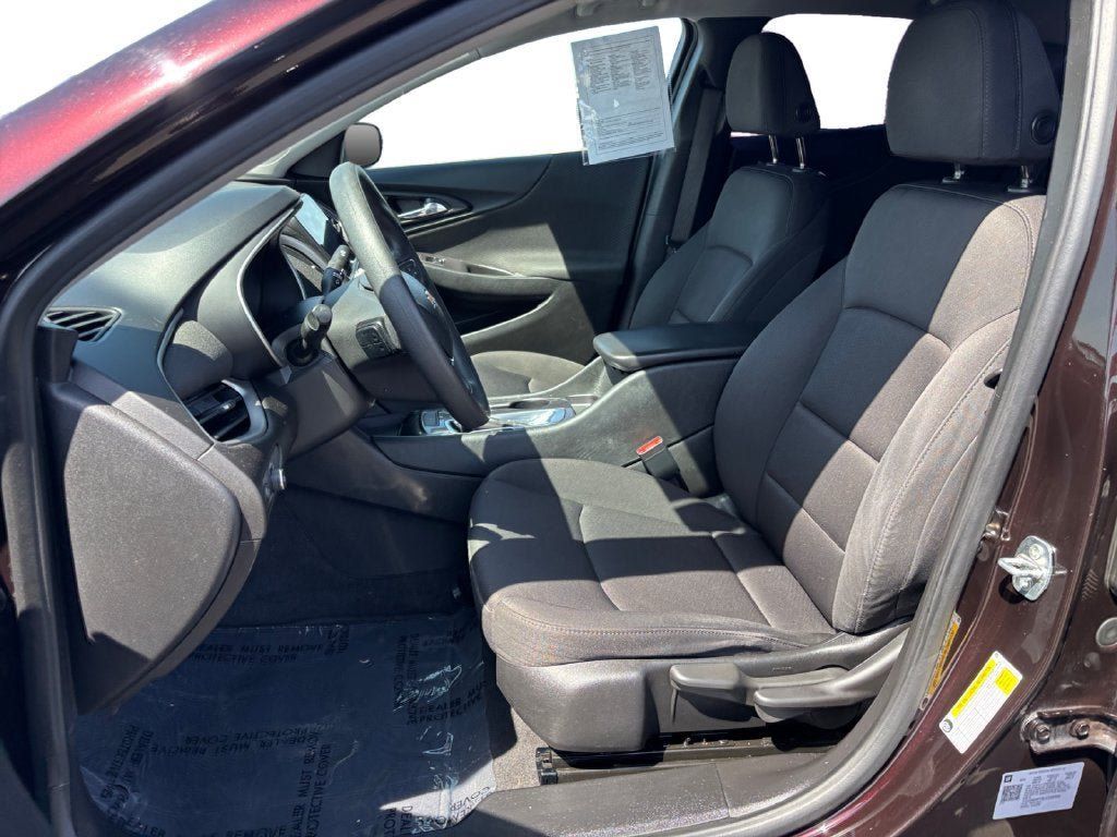 Certified 2020 Chevrolet Malibu LS FWD image 10