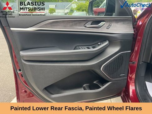Used 2023 Jeep Grand Cherokee 30th Anniversary AWD/4WD image 19