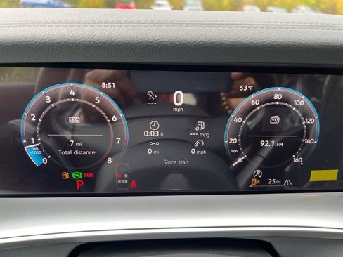 New 2026 Volkswagen Tiguan SE image 33