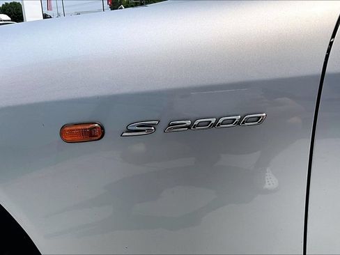Used 2002 Honda S2000 image 18