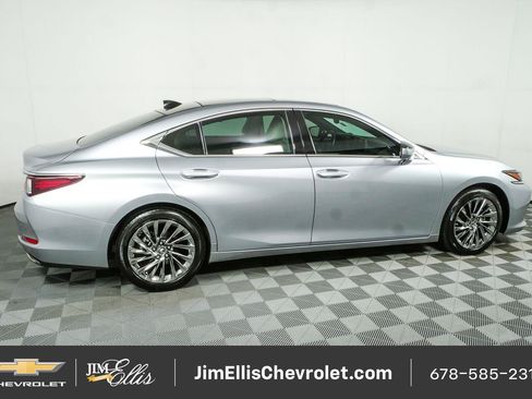 Used 2025 Lexus ES 350 Ultra Luxury w/ Accessory Package (Z2) FWD image 2
