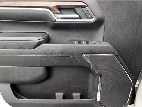 Used 2023 GMC Sierra 1500 Elevation RWD image 18