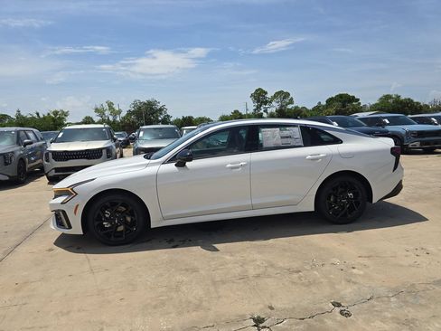 New 2026 Kia K5 GT-Line w/ GT-Line Premium Package FWD image 4
