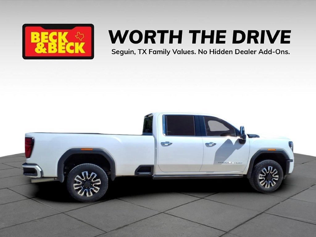 Used 2024 GMC Sierra 2500 Denali Ultimate w/ Max Trailering Package AWD/4WD image 4