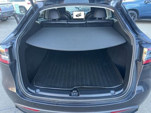 Used 2024 Tesla Model Y Long Range image 19