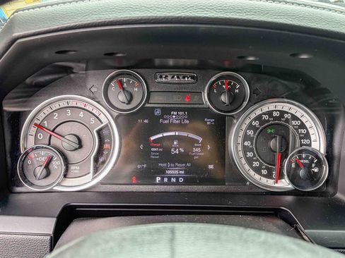 Used 2016 RAM 2500 Laramie image 10