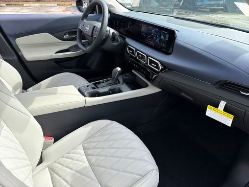 New 2026 Nissan Sentra SL w/ Floor Mat Package image 12