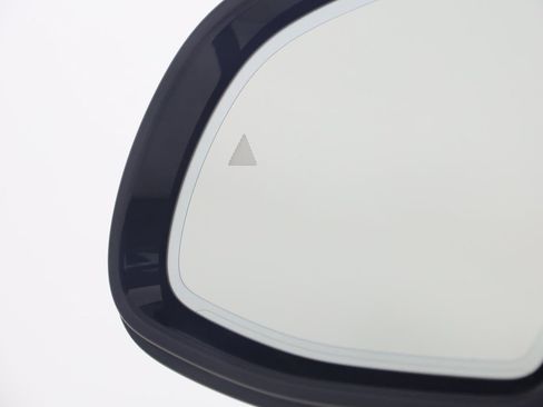 Used 2022 BMW X7 M50i image 31