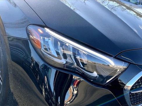 Used 2025 Mercedes-Benz E 350 4MATIC Sedan image 24