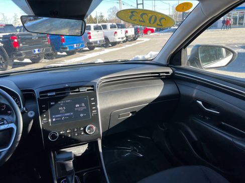 Used 2023 Hyundai Tucson SEL image 36