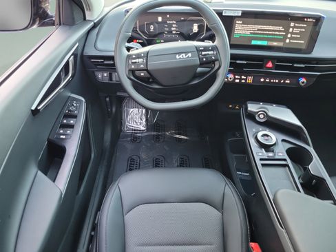 New 2026 Kia EV6 Light RWD image 10