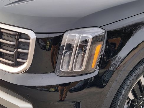Certified 2023 Kia Telluride SX image 8