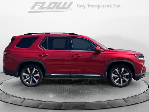 Used 2023 Honda Pilot Touring image 10