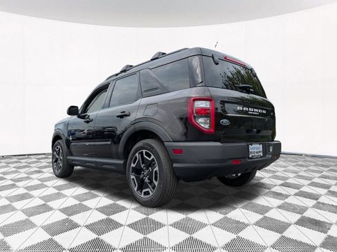 Used 2021 Ford Bronco Sport Outer Banks w/ Outer Banks Package AWD/4WD image 13