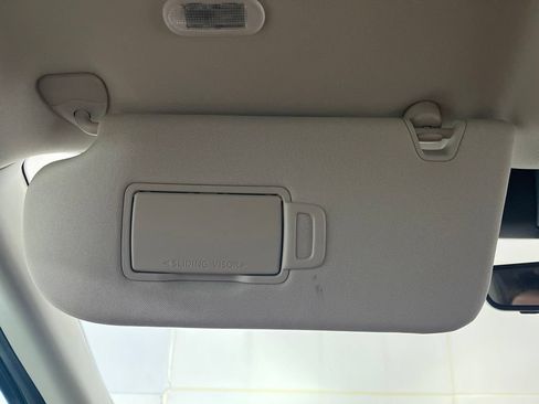 Used 2026 Nissan Pathfinder SL AWD/4WD image 76