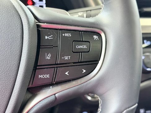 Used 2019 Lexus ES 350 w/ Accessory Package 2 FWD image 45