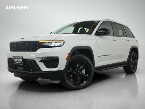 Used 2024 Jeep Grand Cherokee Limited w/ Luxury Tech Group II AWD/4WD image 1