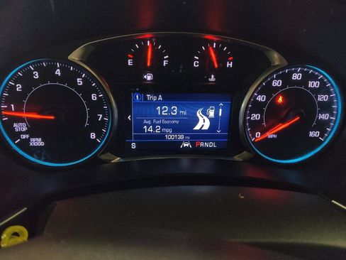 Used 2021 Chevrolet Equinox LT FWD image 23