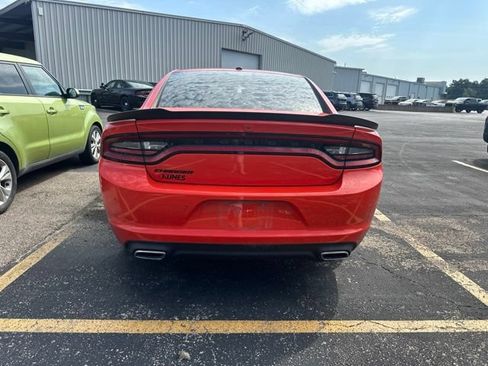 Used 2021 Dodge Charger SXT w/ Blacktop Package RWD image 12