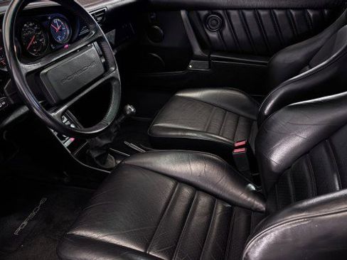 Used 1989 Porsche 911 Carrera RWD image 4