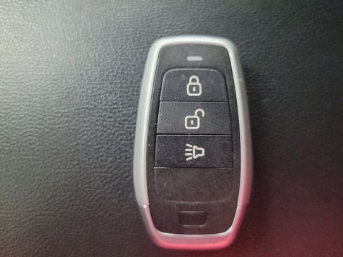 Used 2019 Kia Sorento EX image 32