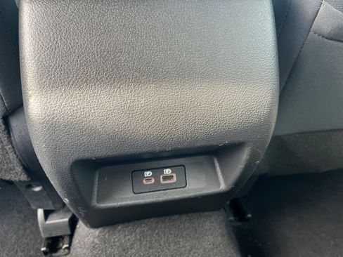 Used 2025 Nissan Altima 2.5 SV FWD image 23