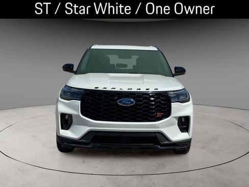 Used 2025 Ford Explorer ST AWD/4WD image 15
