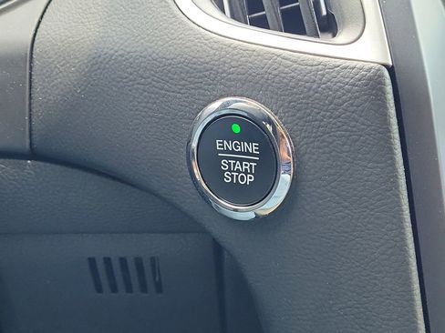 Certified 2024 Ford Edge SEL image 34