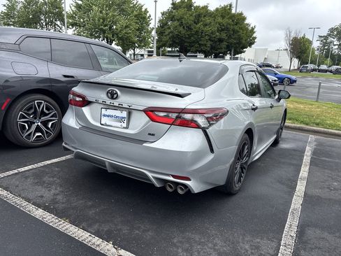 Used 2021 Toyota Camry SE FWD image 23