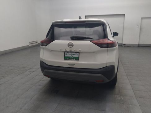 Used 2023 Nissan Rogue S FWD image 7