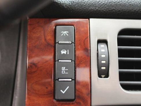 Used 2013 GMC Yukon SLT AWD/4WD image 26