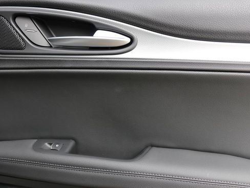 New 2025 Alfa Romeo Stelvio Sprint image 31