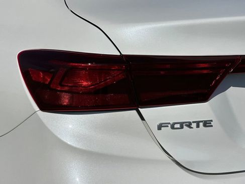 Used 2022 Kia Forte LXS image 24