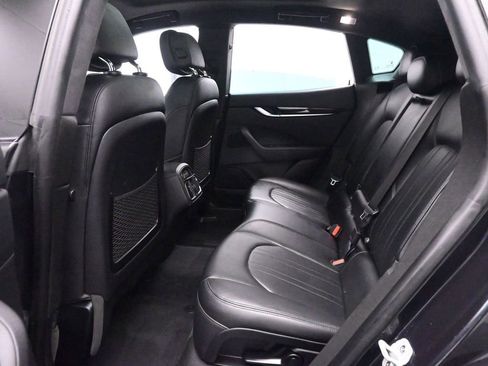 Used 2023 Maserati Levante Modena image 18