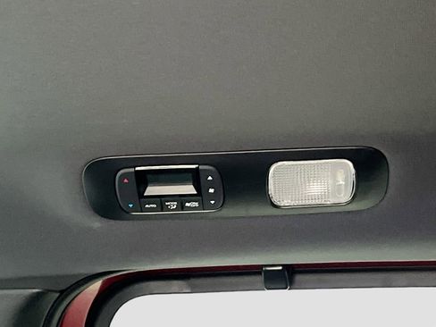 Used 2024 Honda Odyssey Sport image 25