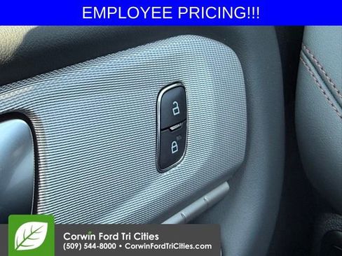 New 2026 Ford Explorer Active w/ Active Comfort Package AWD/4WD image 21