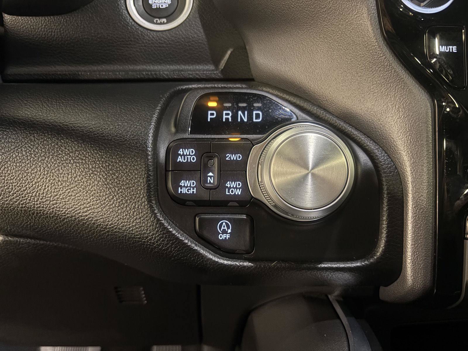 Used 2024 RAM 1500 Laramie AWD/4WD image 37