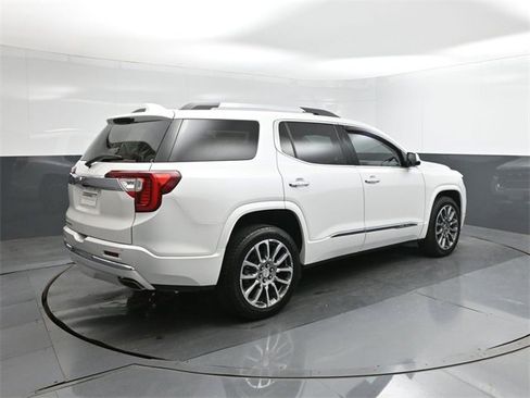Used 2021 GMC Acadia Denali w/ Denali Technology Package image 11