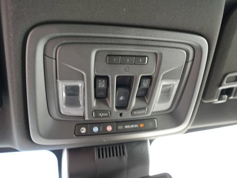 Used 2024 Chevrolet Silverado 2500 High Country w/ Z71 Off-Road Package AWD/4WD image 37