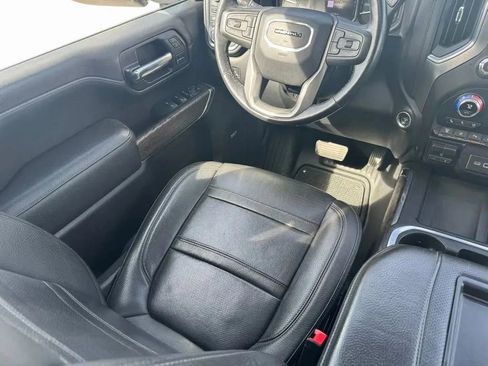 Used 2022 GMC Sierra 3500 Denali w/ Denali Black Diamond Edition image 24