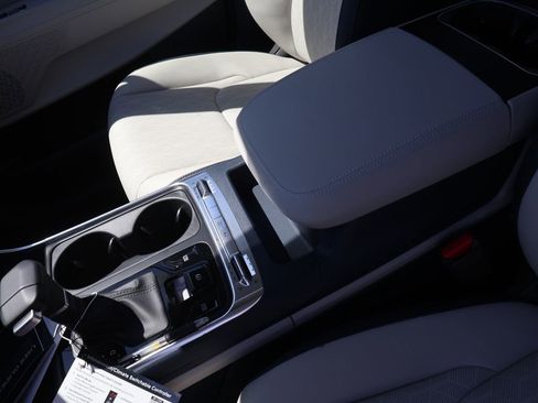 New 2026 Kia Carnival SX FWD image 20