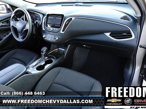Used 2024 Chevrolet Malibu LT FWD image 8